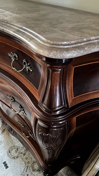 Cómoda em cerejeira com tampo em pedra (120x50 cm)