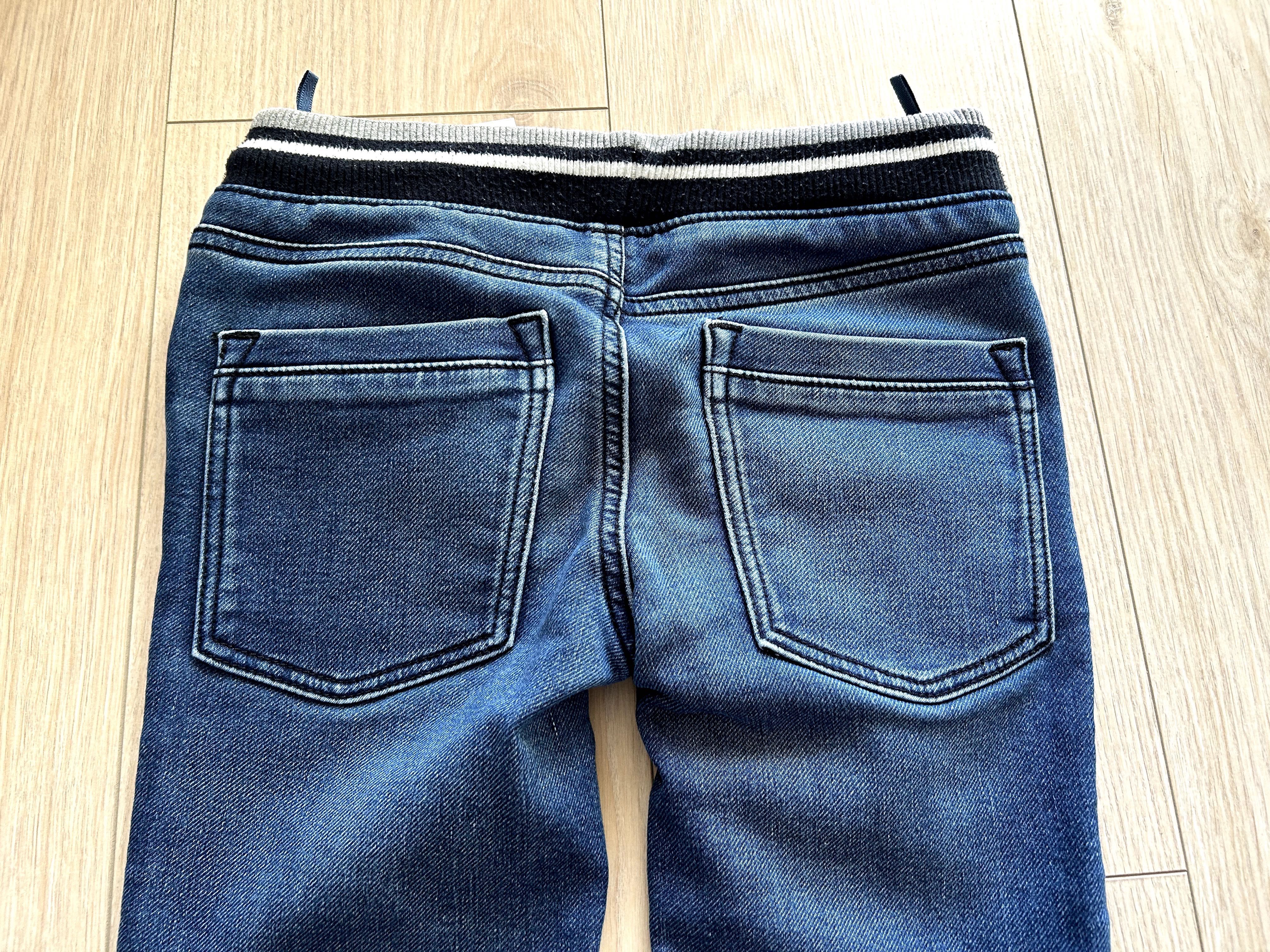 Spodnie dżinsowe ocieplane  C&A rozmiar 134