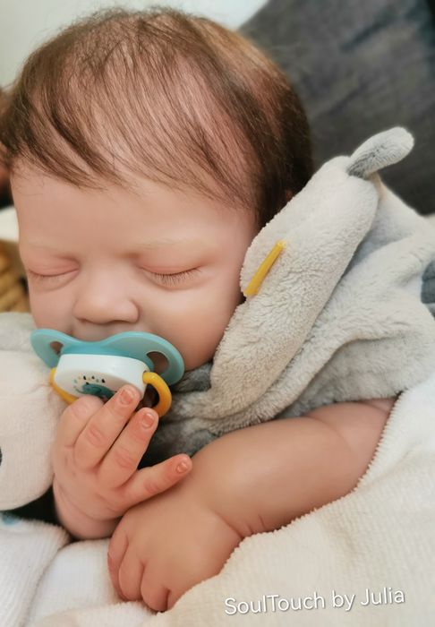 Lalka Reborn ręcznie malowana - chłopczyk z certyfikatem.