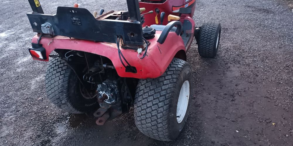 Shibaura sx24 w całości na części