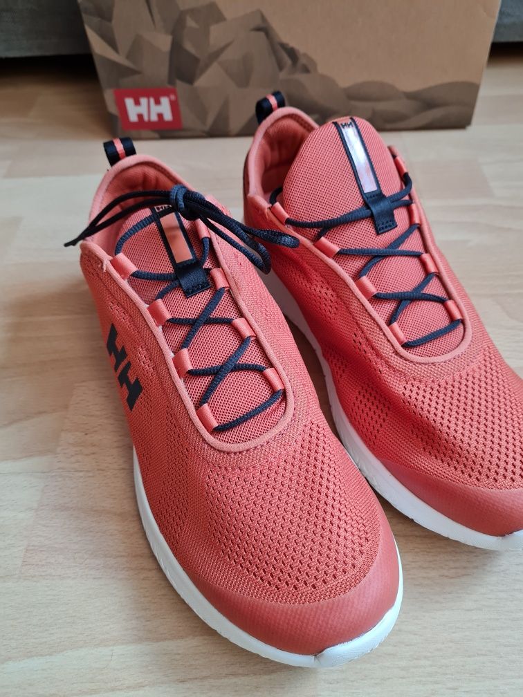 Buty Helly Hansen 46.5 wkładka 30 cm super lekkie i przewiewne nowe