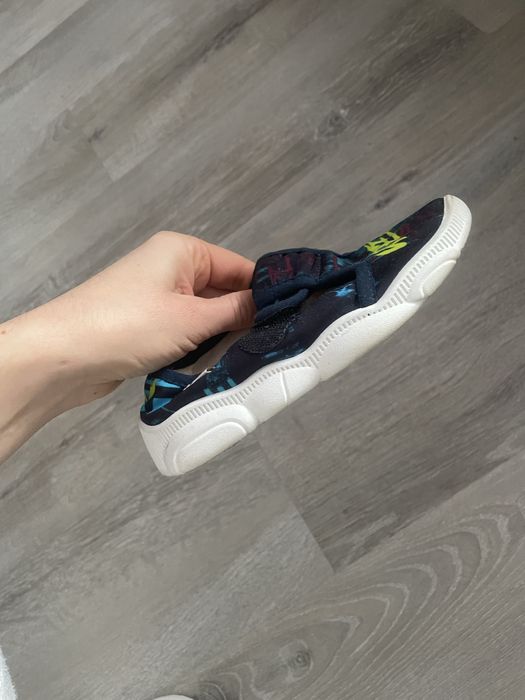 Дитячі тапочки для хлопчика