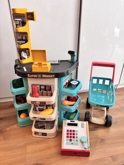 Sklep + kasa drewniana