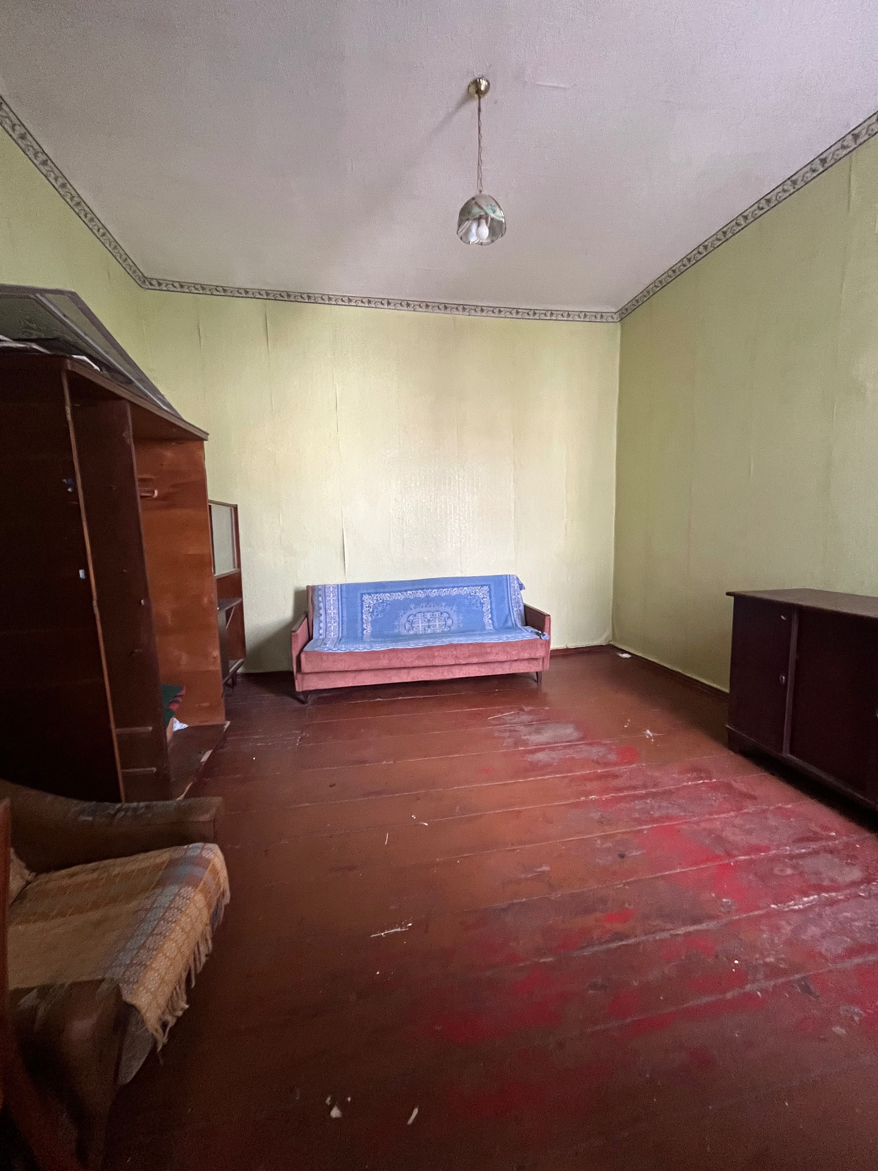1 кімнатна жеківського типу , по вул. Прикордонників