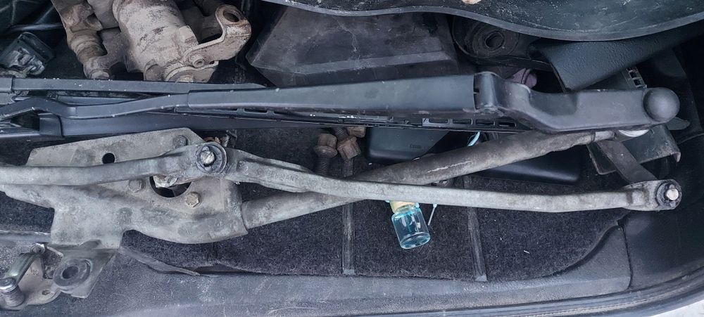 Дворники Пассат б4 б3 б5 Трапеція двірників дворников