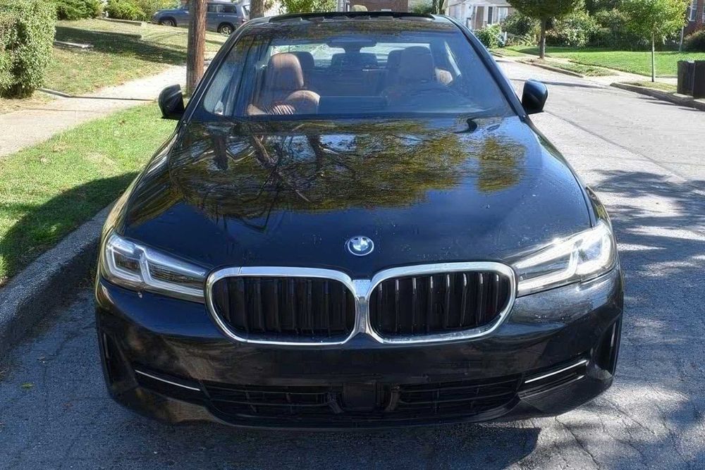 BMW 5 Series 530e Hybrid Plug-in      2023