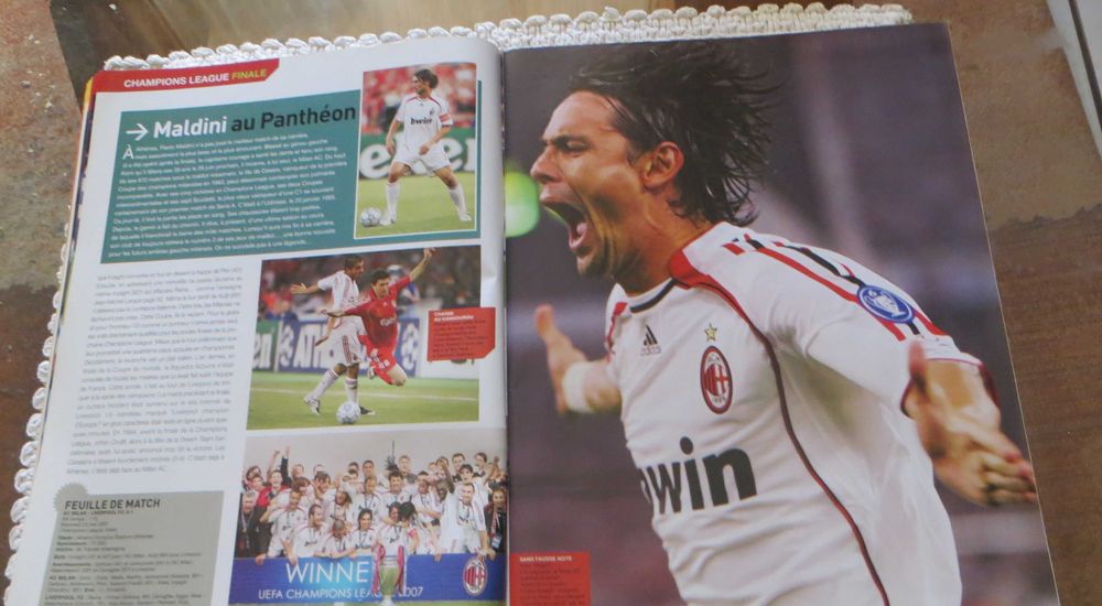 Revista Onze Mundial  - Final Champions Ligue  2007  - Inclui extras