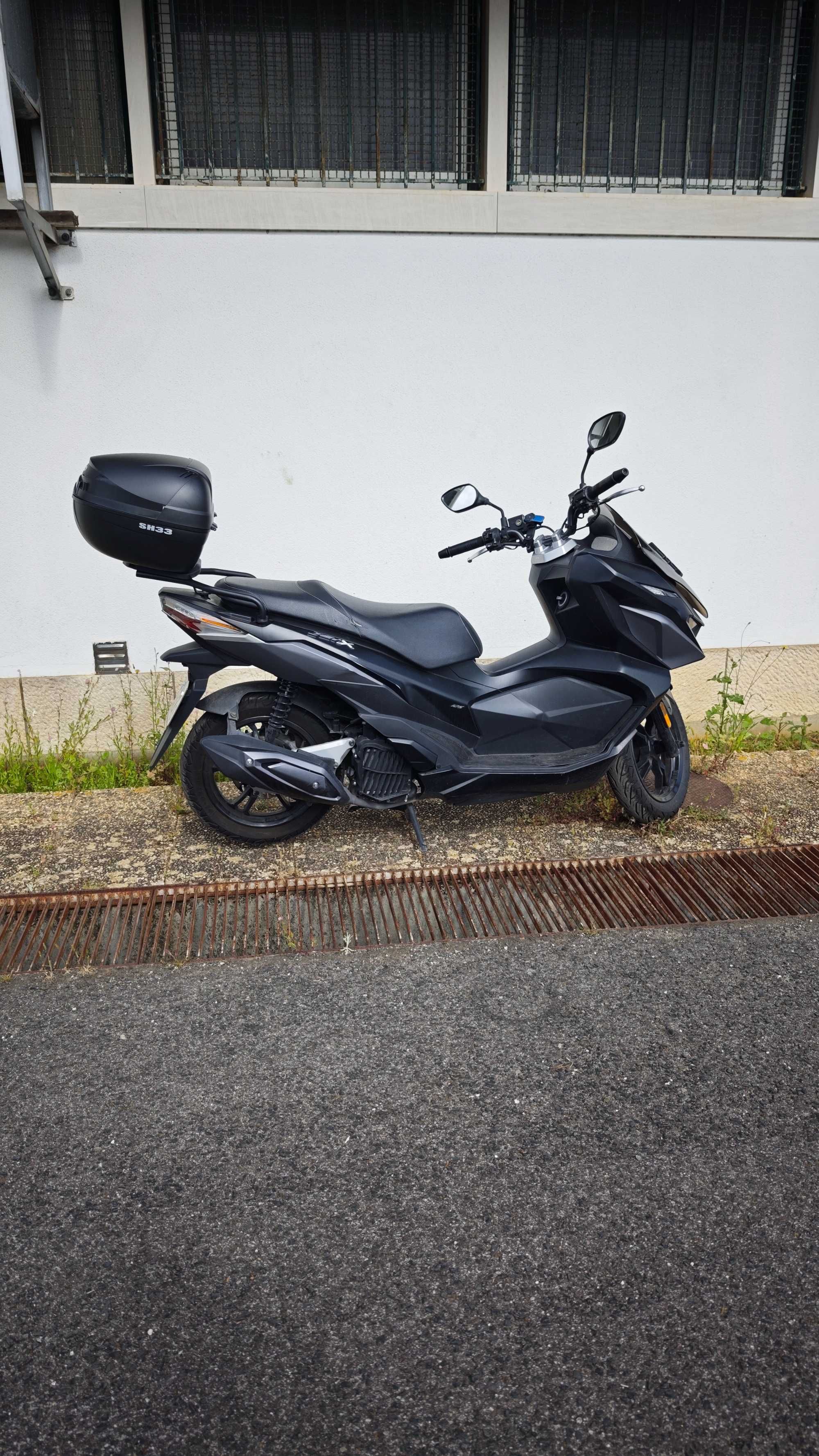 Scooter usada poucos km, a melhor scooter do mercado.
