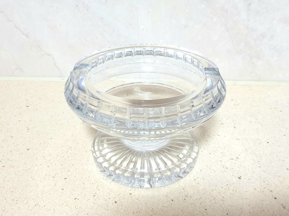 Fantástico pesado cinzeiro de pé alto vintage em cristal
