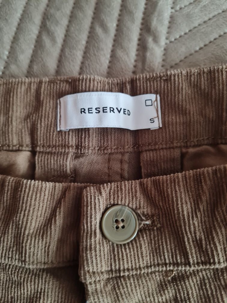 Spodnie sztruksowe Reserved S