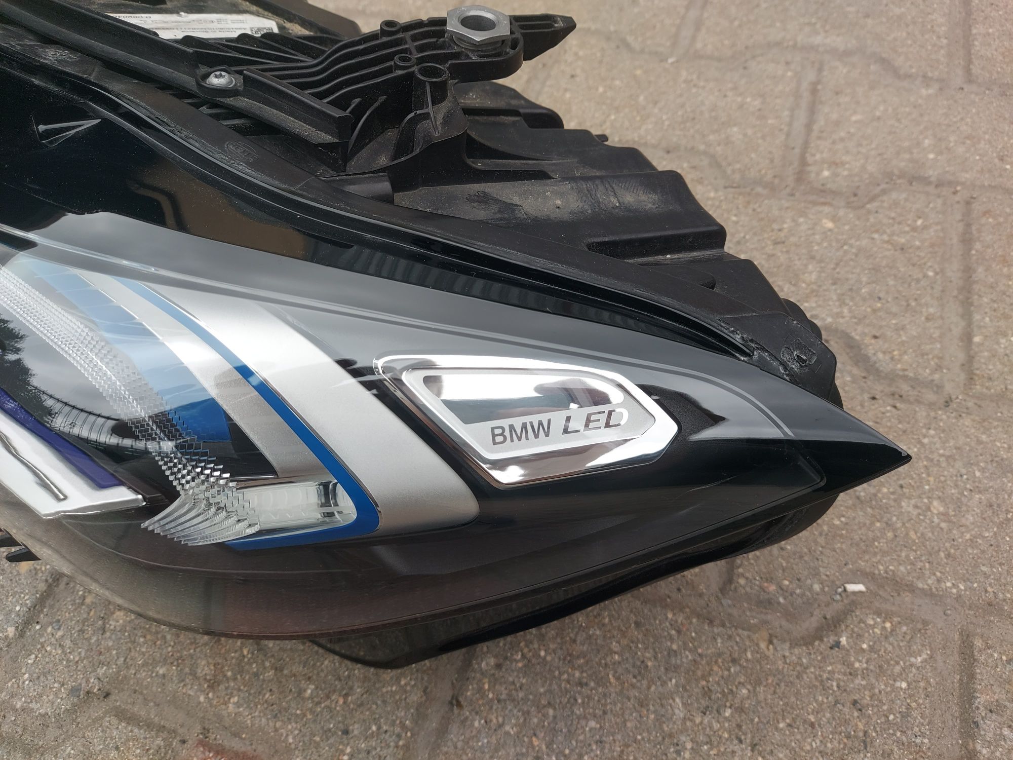 Lampa reflektor BMW G20 G21 LIFT LCI LED niebieska lewa EUROPA
