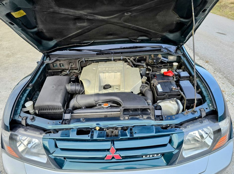 Mitsubishi Pajero GLS 3.2 DI-D Nacional