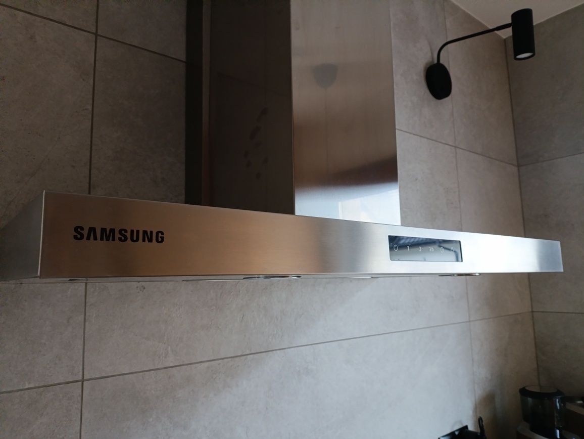 Okap kominowy Samsung NK36M5060SS