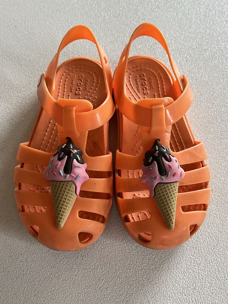 Sandałki Crocs C10