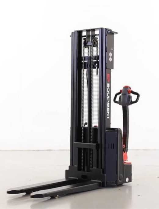 Empilhador /  Stacker 1500kg , Elev.2,70mt , Novo