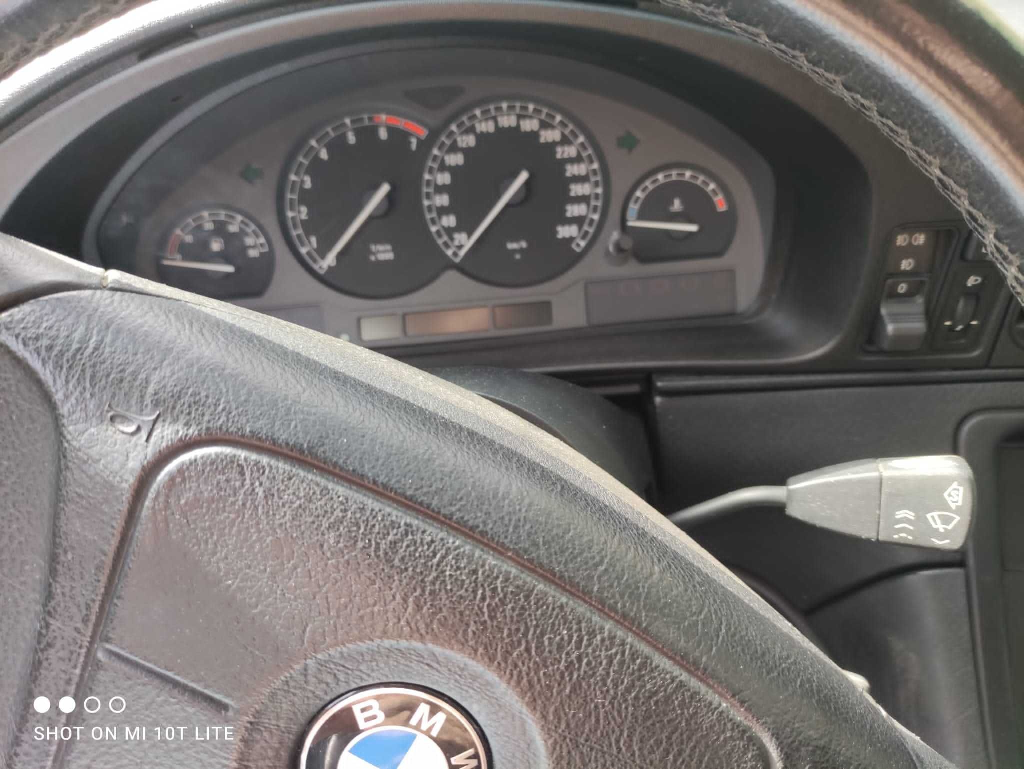 BMW 850 CI 5.4 (326CV) Individual