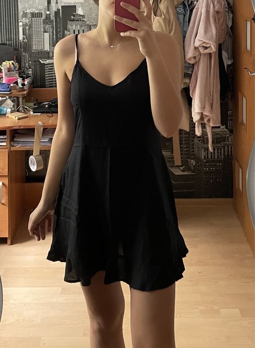 Czarna sukienka