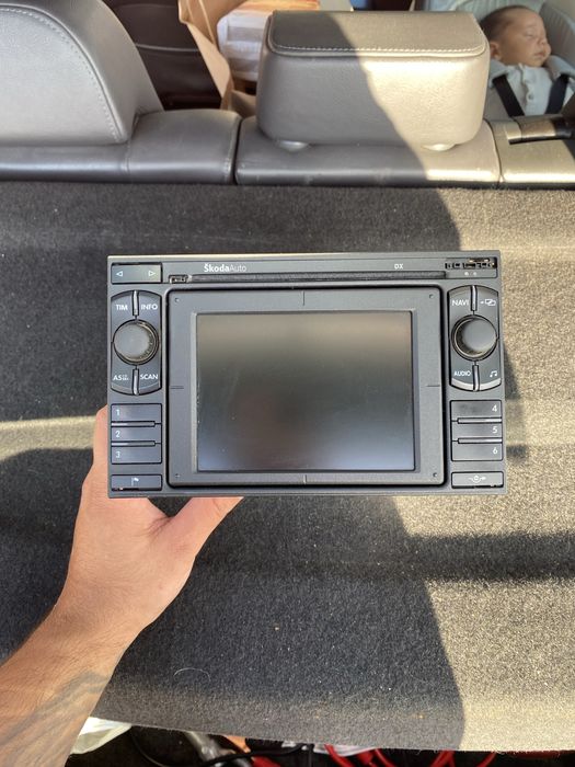Radio navi skoda superb