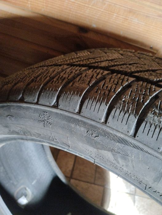 Шина на авто 1 шт