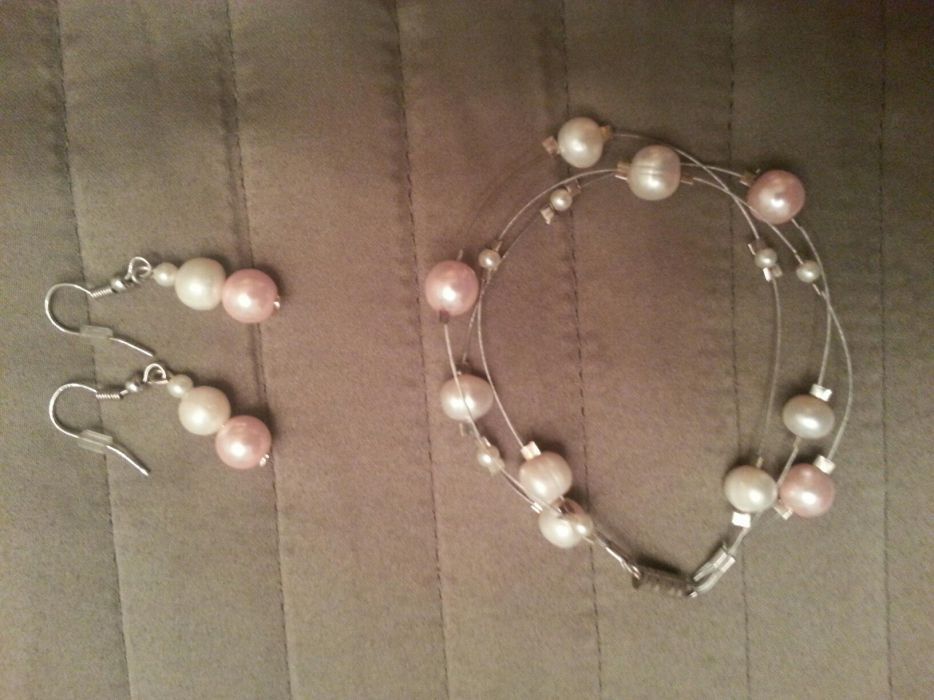 Conjunto novo: colar, pulseira e brincos