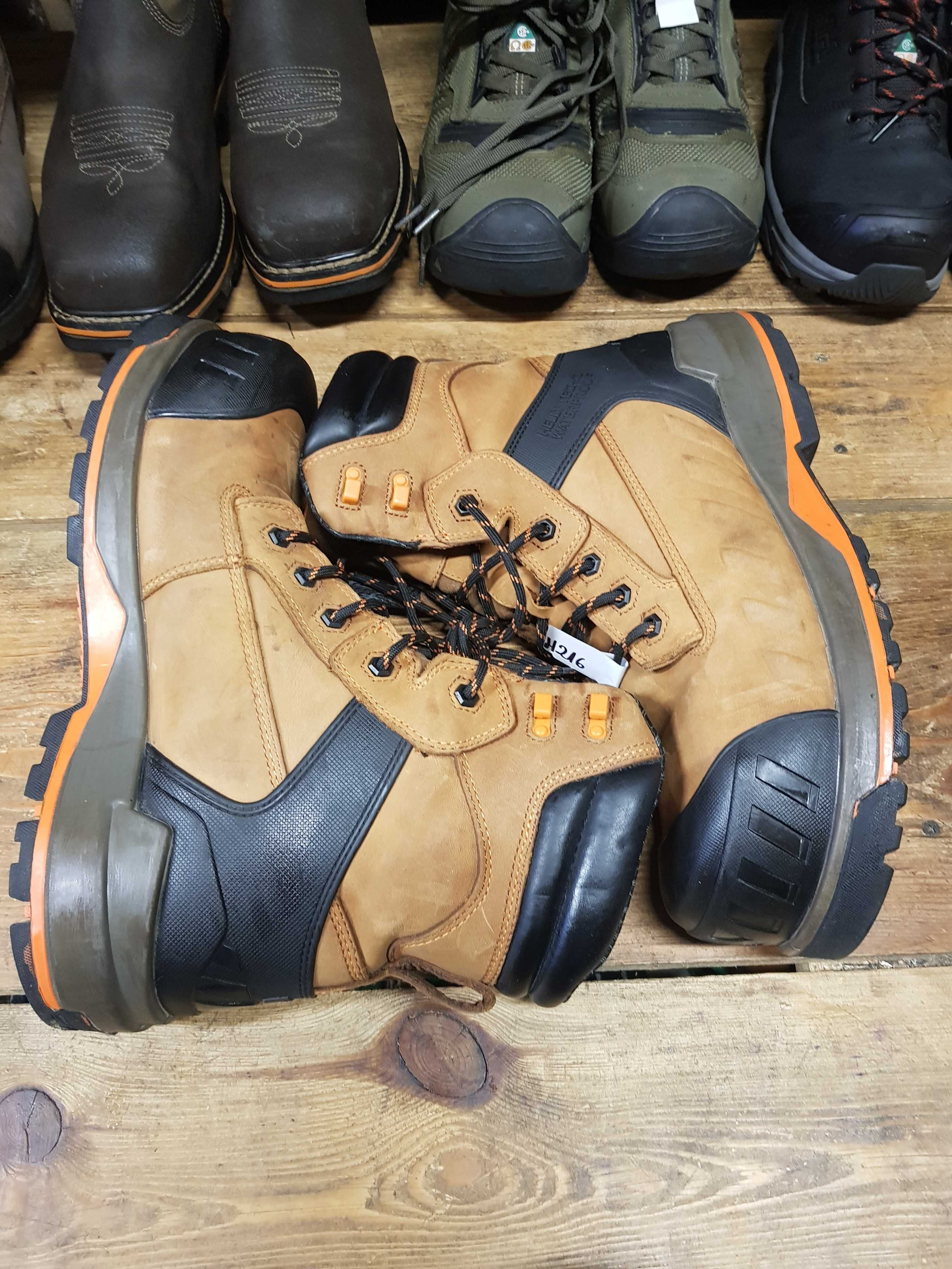 Buty robocze HELLY HANSEN rozm 45 wkł 30 cm S3