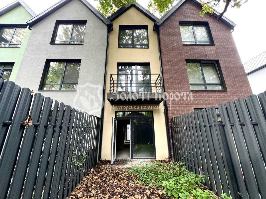 Таунхаус, 3пов. Без ремонту. Крюківщина, Бучанський район