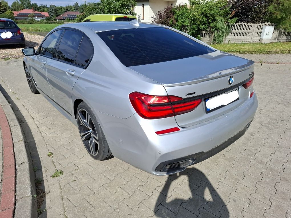 BMW 750i .xDrive. M Pakiet