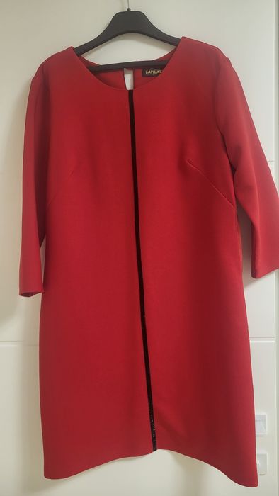 Продам сукню      .