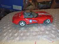 Model kultowego samochodu Dodge Viper  Majsto 1:24