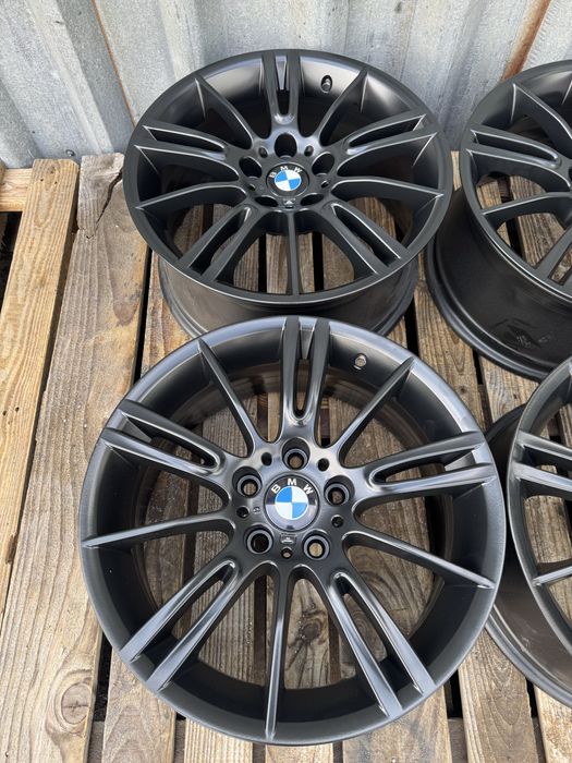 Диски 5/120r18 BMW original різно широкі
