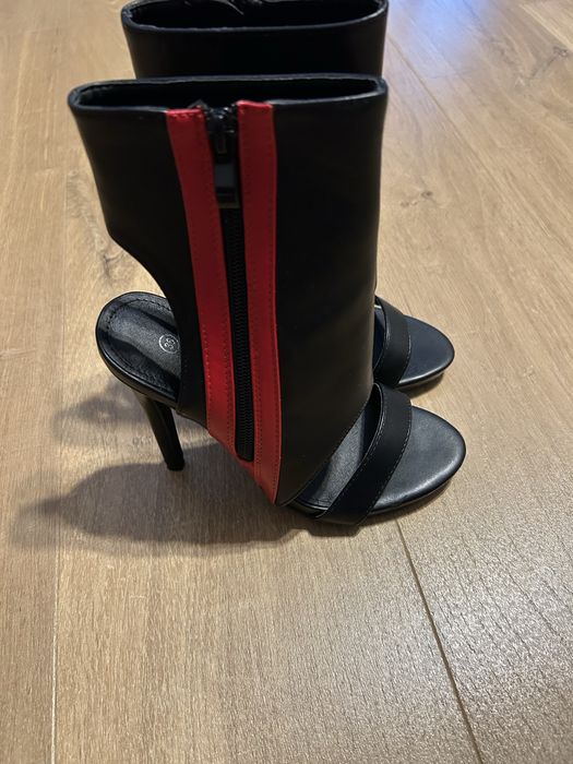 Cudne buciki dla Kopciuszka