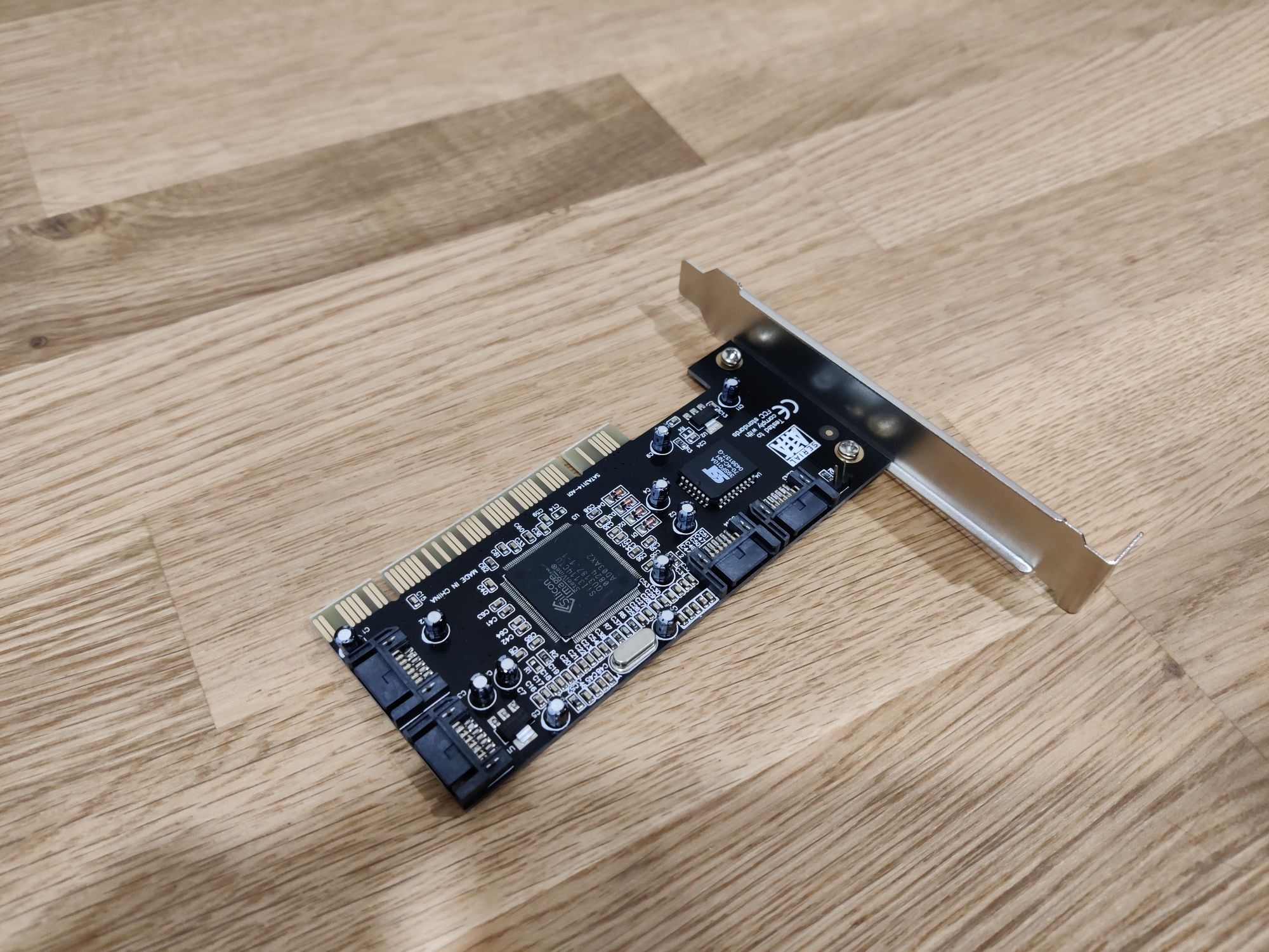 Placa SATA PCI Express 4 portas SATA