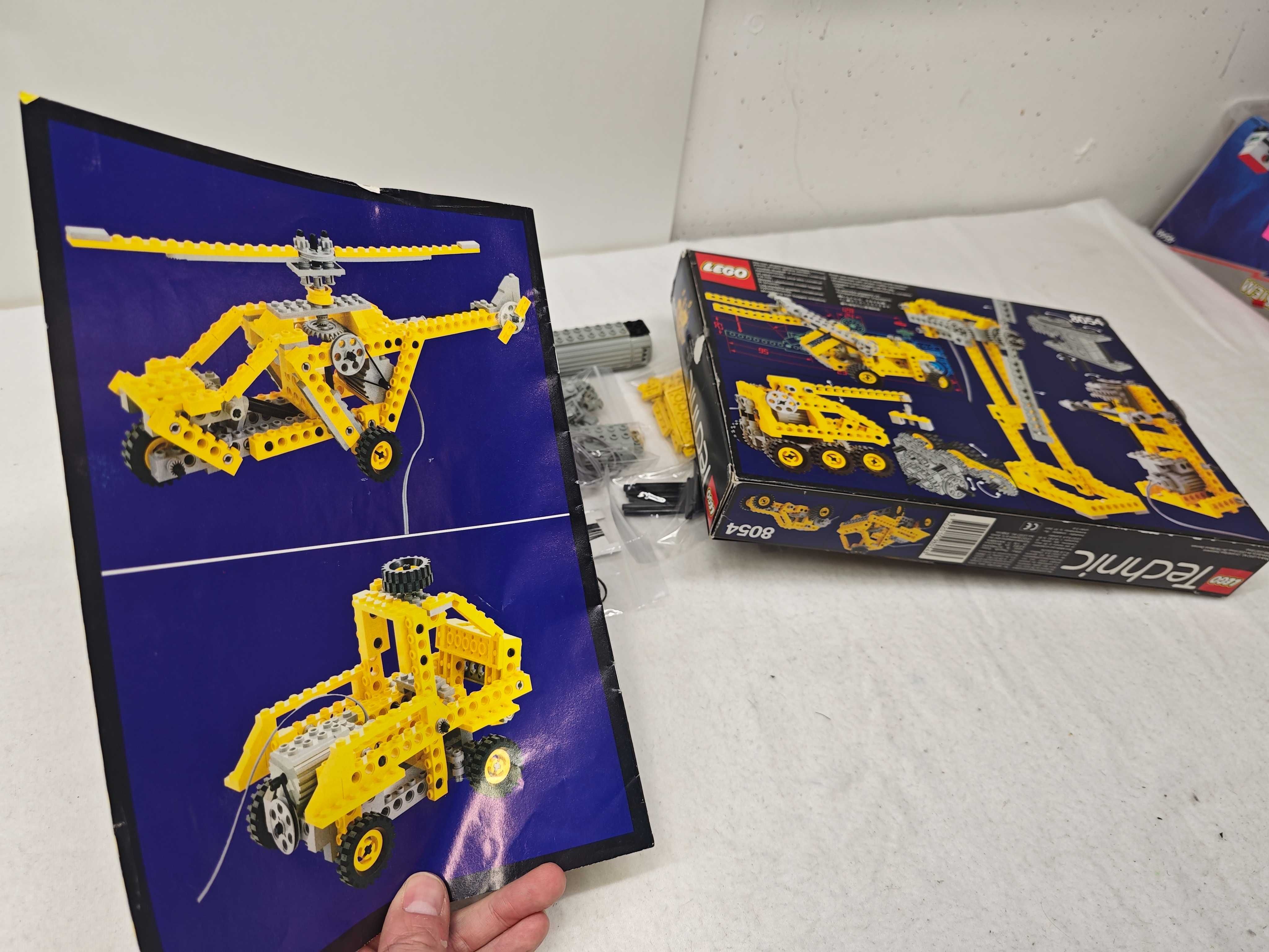 Lego Technic 8054 "Universal Motor Set"; 1989; [178]