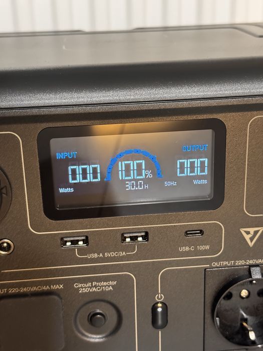 Зарядна станція Bluetti EB3A 600W(1200W)/268Wh