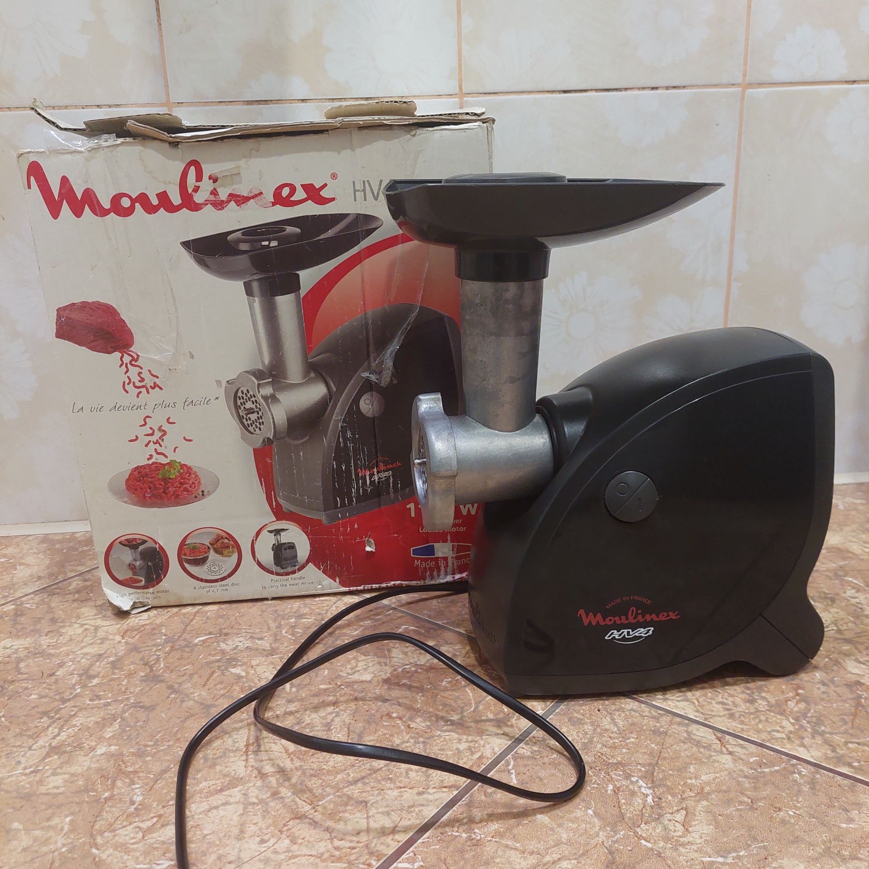 Мясорубка Moulinex hv4