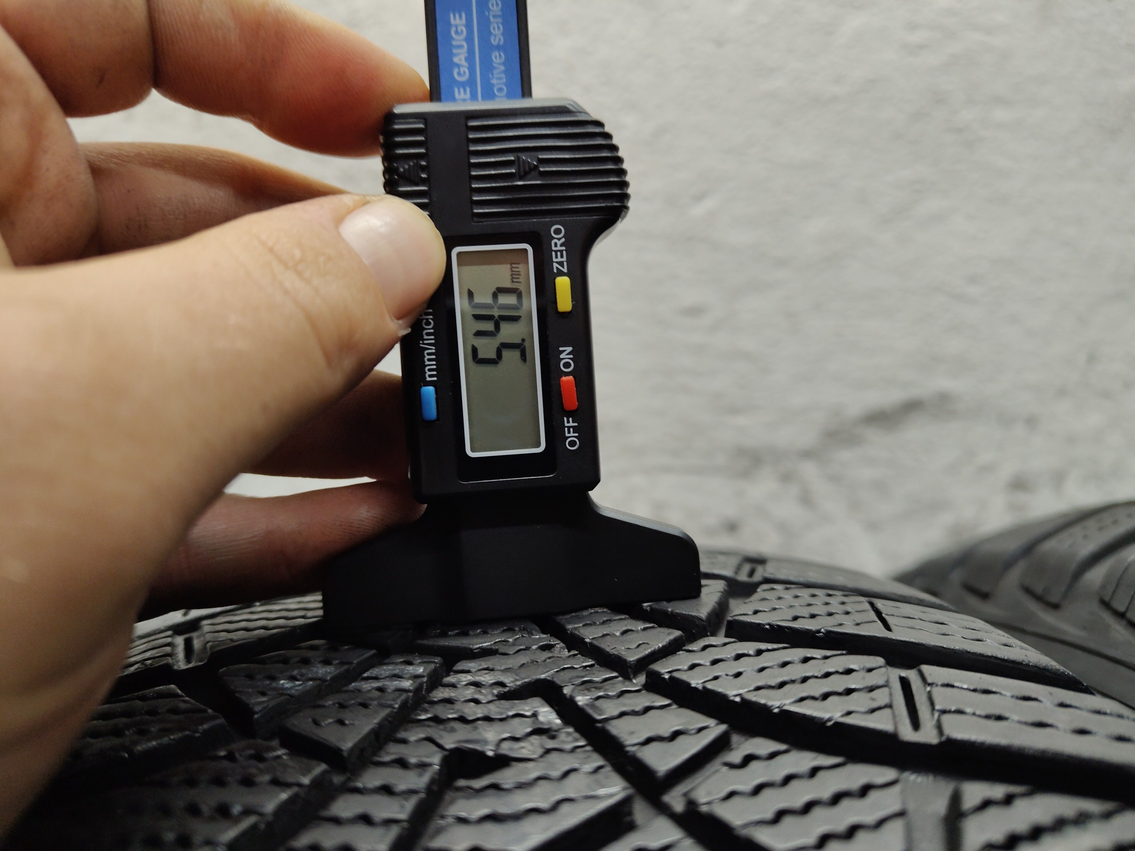 2X 205/55R16 91H Goodyear Ultragrip 9+ Opony Zimowe