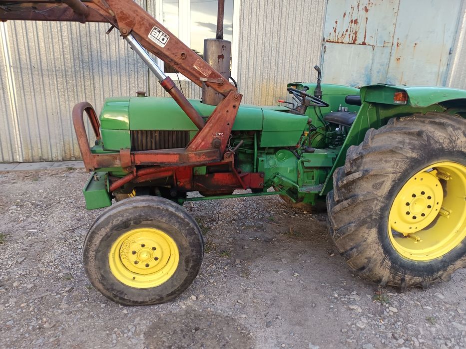 John Deere 1130 ciągnik traktor tur widły