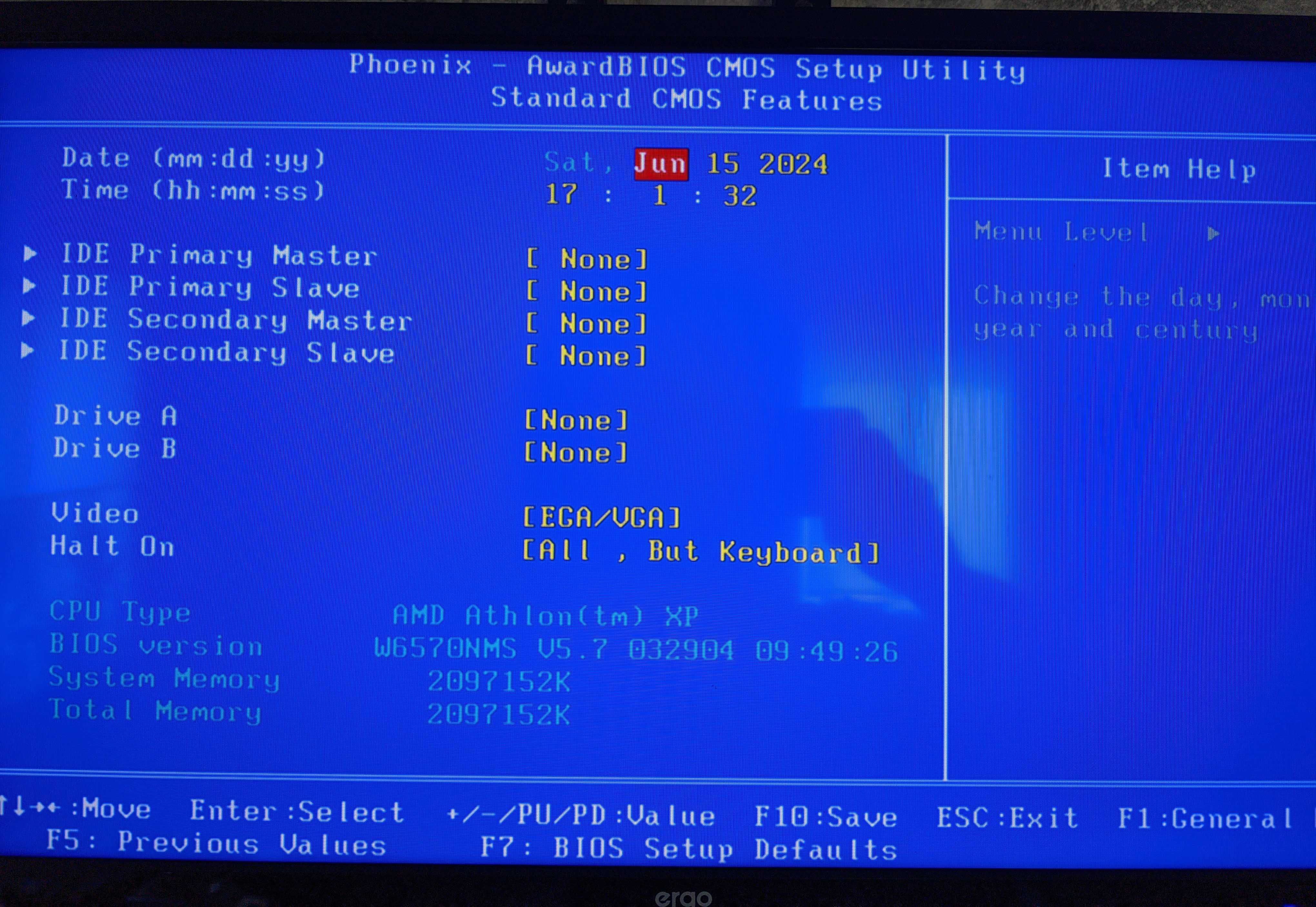 MSI K7N2, Athlon XP 1150, 2 Gb DDR, Radeon 9200 SE