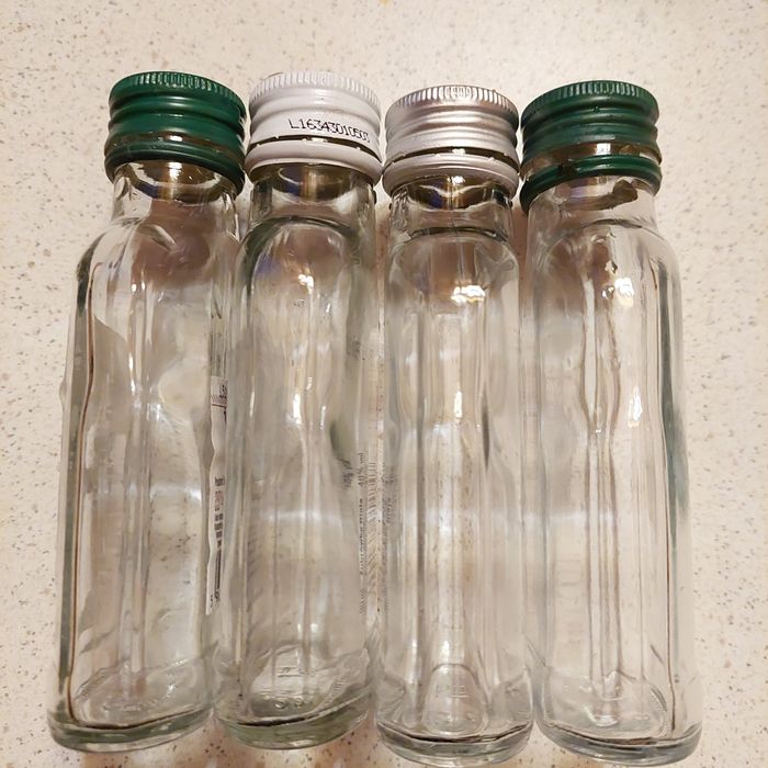 Szklane butelki na nalewki 30 szt. po 100 ml + 10 szt. po 200 ml
