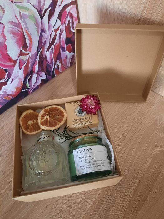 Подарунковий набір(свічка+аромадифузор+мило)