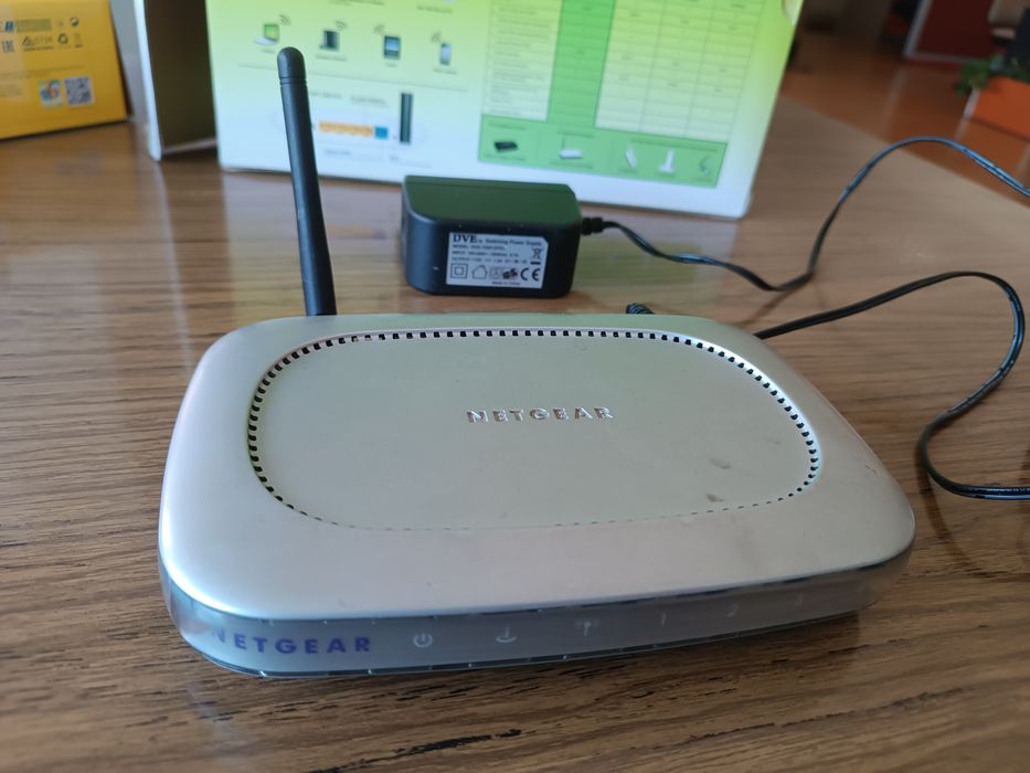 Router Netgear MR814v2
