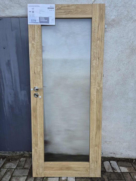 Powystawowe drzwi Voster +Ościeżnica gratis