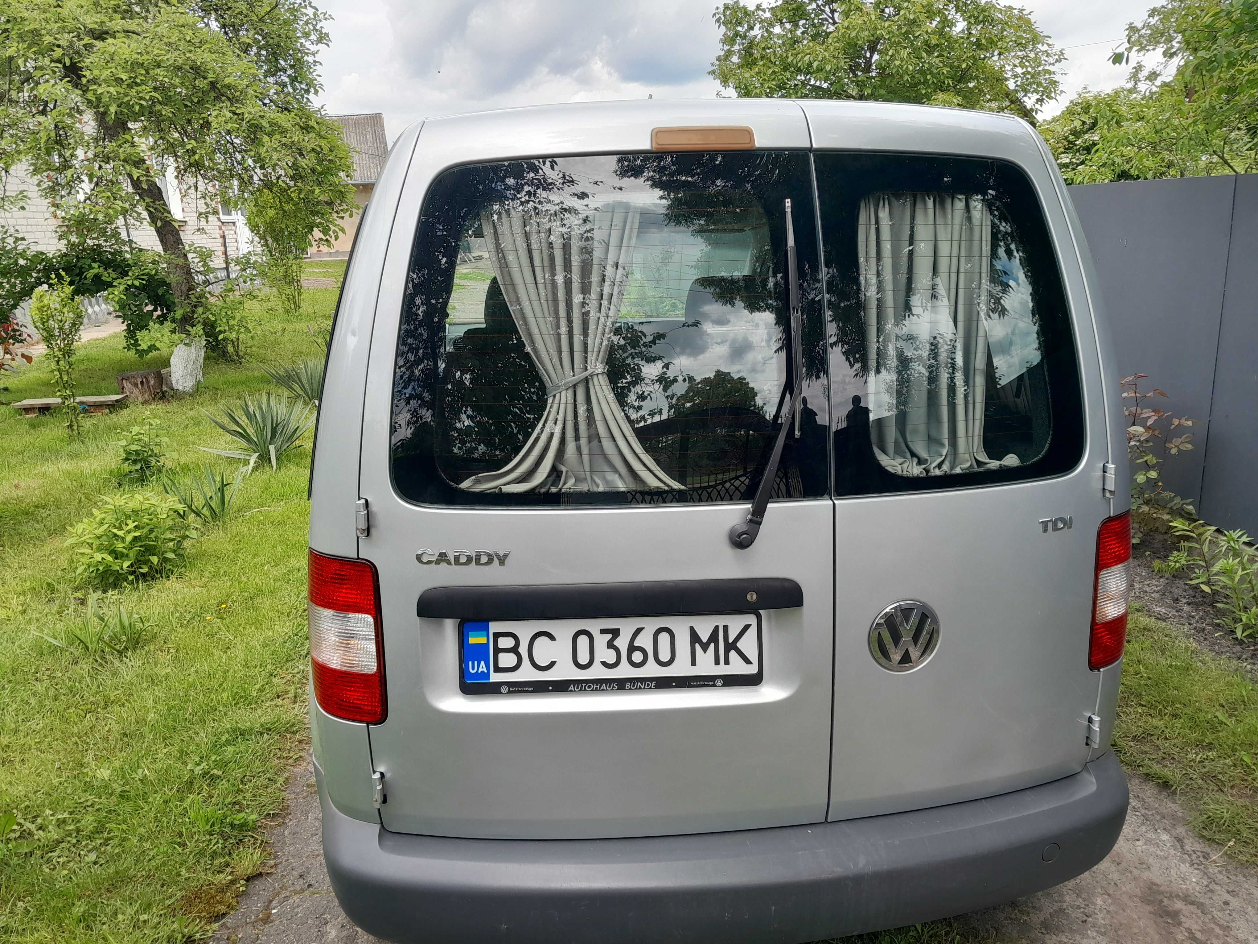 Продам фольцваген  кадді 1.9 тді