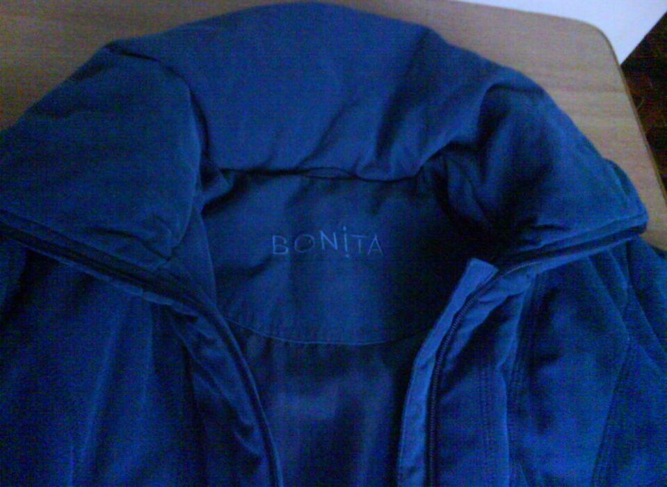 Демисезонная женская куртка Bonita тёмно-зеленого цвета. Размер 48.