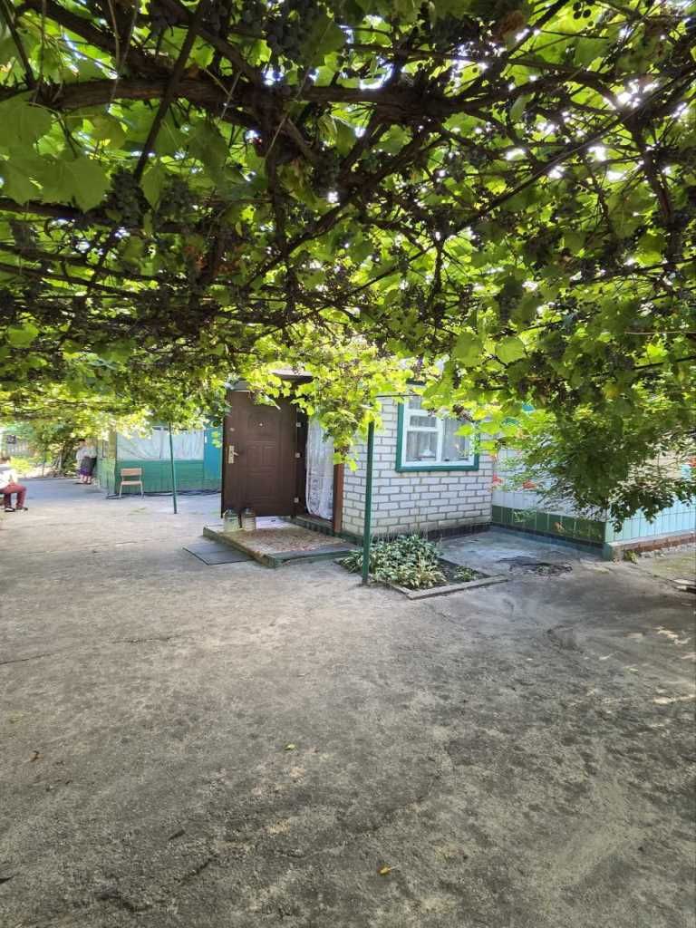 пів будинку, до Полтави 7хв , 62м2 , зі своїм двором , житловий стан