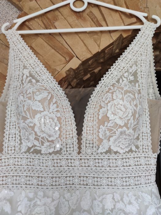 Весільна сукня продам