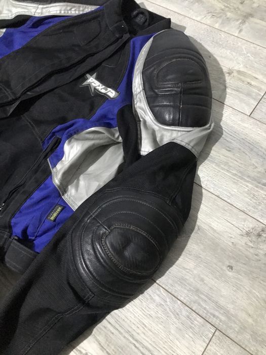 Костюм для мотоцикліста