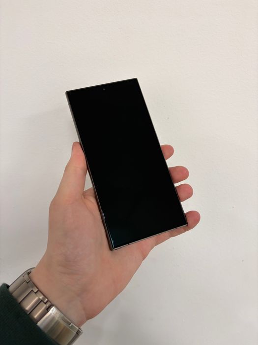 Samsung S24 Ultra 12/256gb