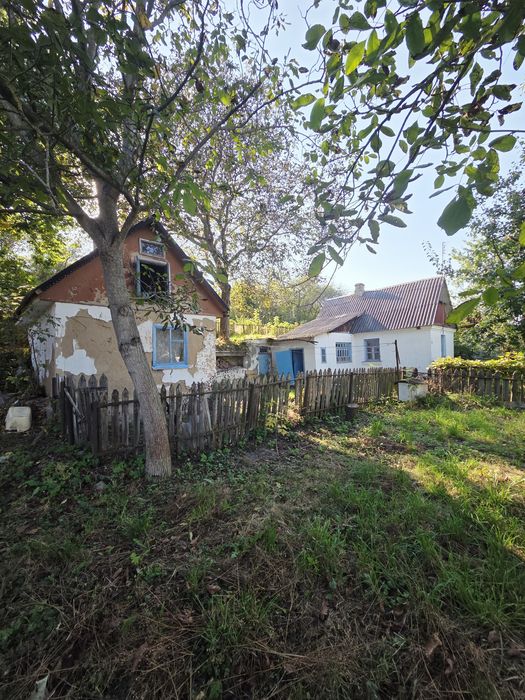 Продаж ділянки 14 сот з будинком 35 м² в Станишівці