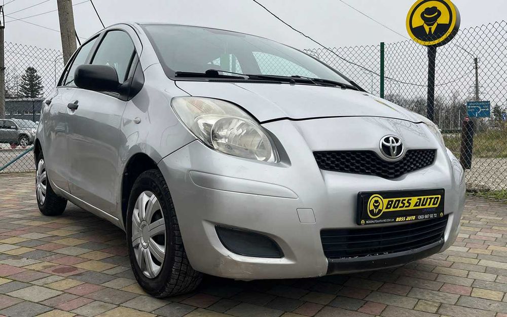 Toyota Yaris 2011